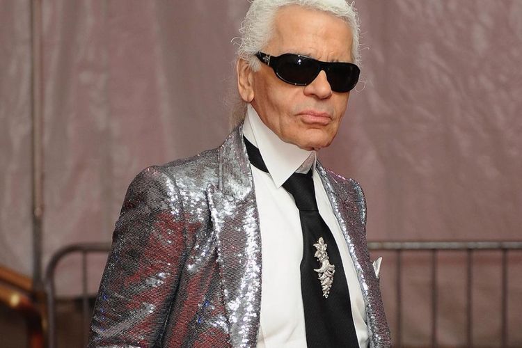 Sosok Karl Lagerfeld, Perancang Fesyen Chanel yang Kontroversial Jadi Tema Met Gala 2023