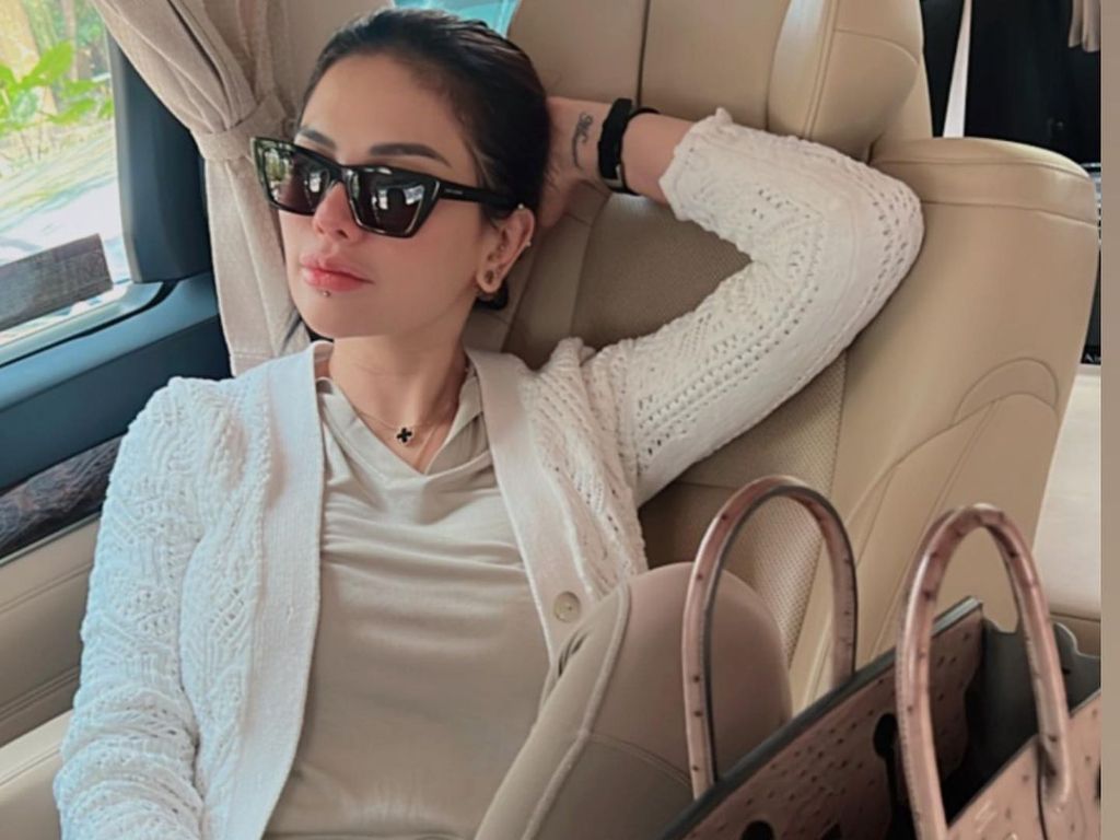 Nikita Mirzani Bongkar Alasan Penyebab Ayu Ting Ting Putus dengan Muhammad Fardhana, Begini Katanya