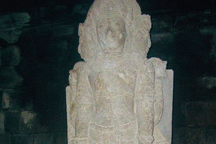 Patung Brahma di Candi Prambanan: Mitos di Balik Jumlah Wajah yang Tak Terhitung