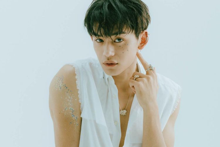 Setelah Lama Digantung, Lucas Akhirnya Resmi Dinyatakan Mundur dari NCT dan WayV