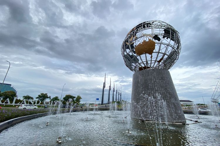 Terinspirasi Clarke Quay Singapura, Ini Tempat Keren Lihat Sunset di Makassar 
