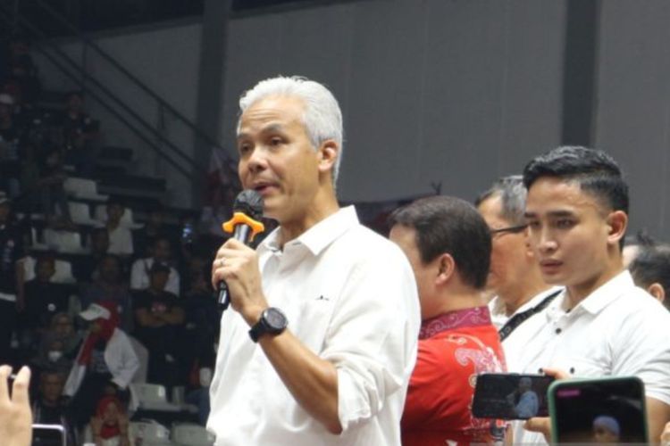 Ganjar Pranowo Disambut dengan Seruan 'Presiden' di Acara Halalbihalal Relawan Jokowi