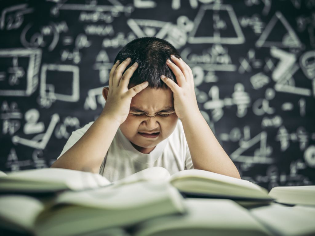 Moms, Waspadai Dampak Anak Stres dan Ketahui Penyebabnya