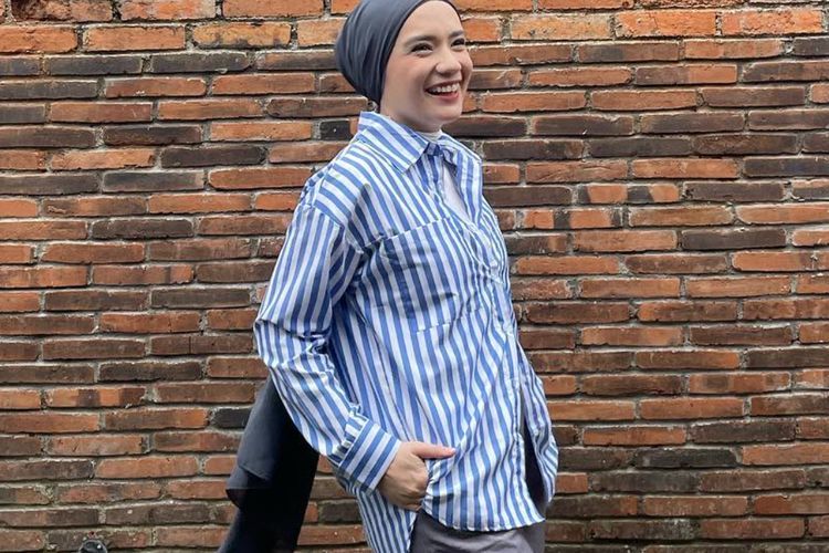 Gaya Casual Putri Anne Liburan ke Luar Negeri, Outfitnya Berani Tampil Beda