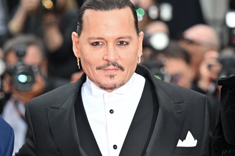 Festival Film Cannes Dituduh ‘Mendukung Predator’ Gara-gara Tayangkan Film Johnny Depp