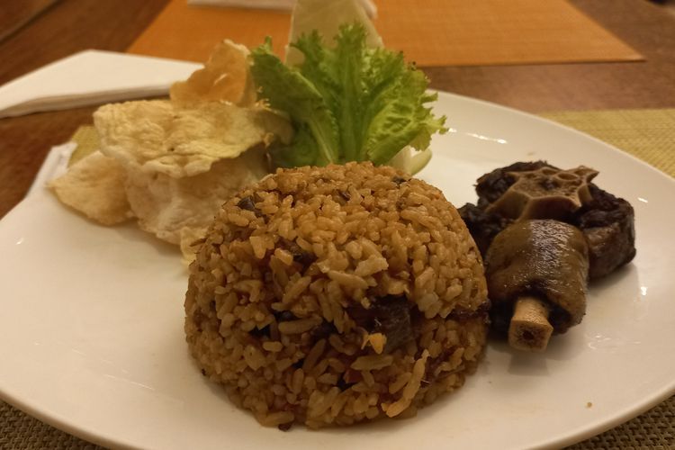 Berasa Sultan! Makan Sop Buntut Legendaris khas Hotel Borobudur Habis Rp650 Ribu