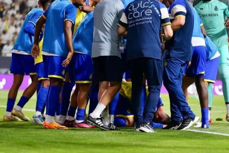 Bukan Lagi 'SIUU', Ronaldo Selebrasi Cetak Gol dengan 'Sujud Syukur'