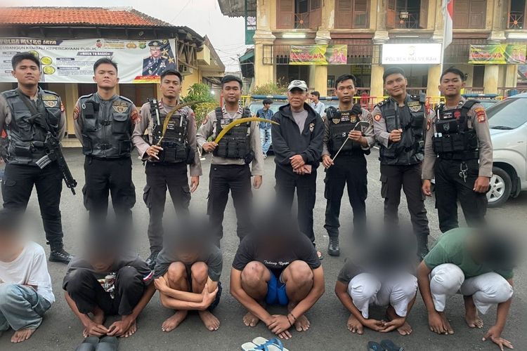 Terima Aduan Lewat Medsos, Polisi Bubarkan Tawuran di Palmerah