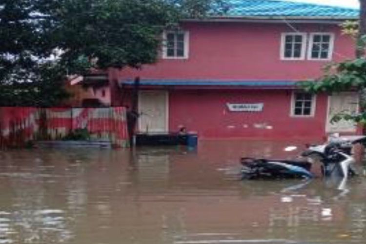 Hujan Deras Guyur Ambon, Puluhan Rumah Terendam Banjir dan Tertimpa Longsor