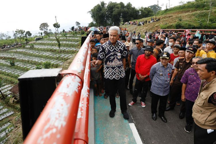 Tinjau Pembanguan Jembatan Keseneng, Ini Catatan Ganjar Pranowo