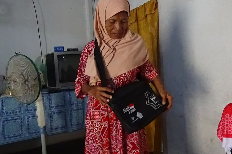 Kisah Nenek Mursidah, Penjual Sayur Naik Haji Berkat Nabung Rp10 Ribu Setiap Hari