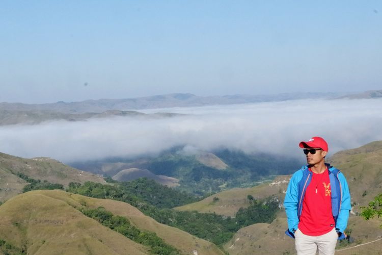 Melihat Cantiknya Kambata Mapambuhang, Negeri di Atas Awan di Sumba Timur