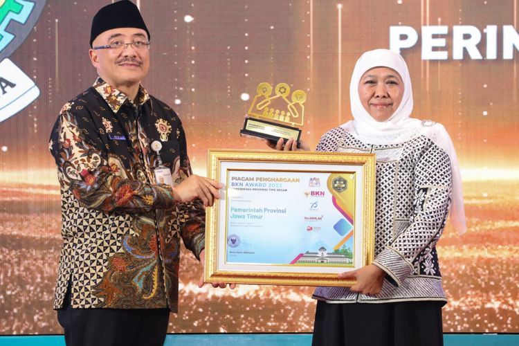 Jawa Timur Terima Penghargaan BKN Award 2023 Terbanyak se-Indonesia