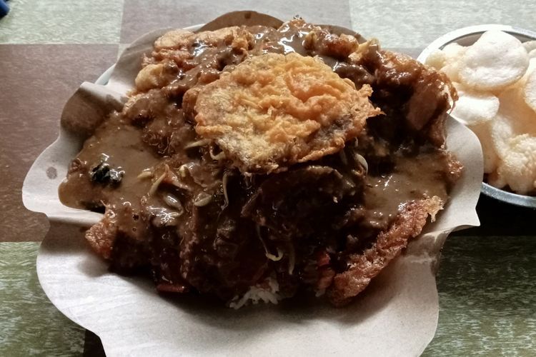 Cobain Tahu Telur Lezat Pak Sugeng di Malang, Seporsi Bisa untuk Dua Orang!