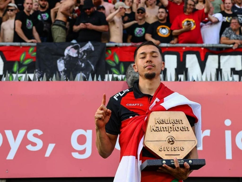 Punya Darah Indonesia, Pemain Liga Belanda Ini Terang-terangan Ingin Bela Timnas