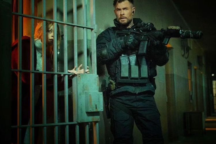 Tayang Hari Ini, Extraction 2 Suguhkan Aksi Menegangkan dan Intens Chris  Hemsworth