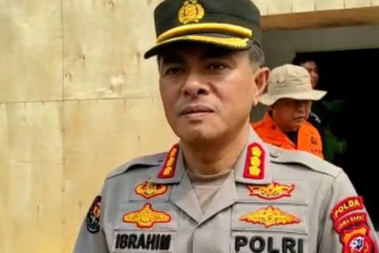 Lakukan Penipuan Rekrutmen Polri ke Tukang Bubur, Kapolsek di Cirebon Dicopot