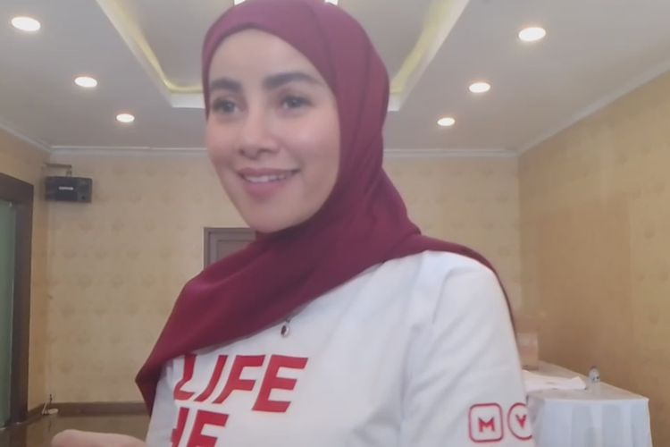Olla Ramlan Blak-Blakan Sebut Putranya Tak Cocok Pacaran dengan Anak Nikita Mirzani