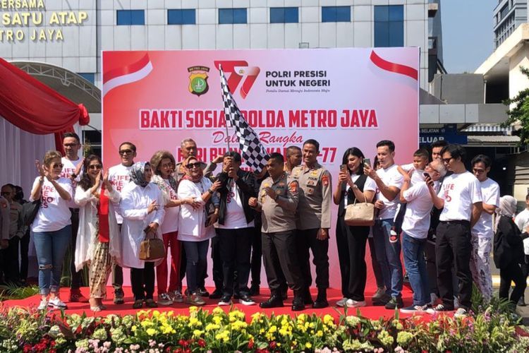 HUT Bhayangkara ke-77, Polda Metro Sebar Sembako Hingga Donor Darah