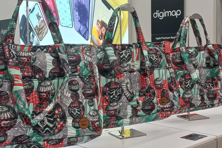 Ilustrasi Keren Darbotz Pakai iPad Disulap Jadi Tas Laptop hingga Interior Digimap 