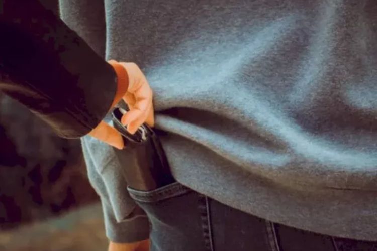 Polisi Benarkan Pria Viral di PRJ Ternyata Copet, Beraksi Bareng Istri!
