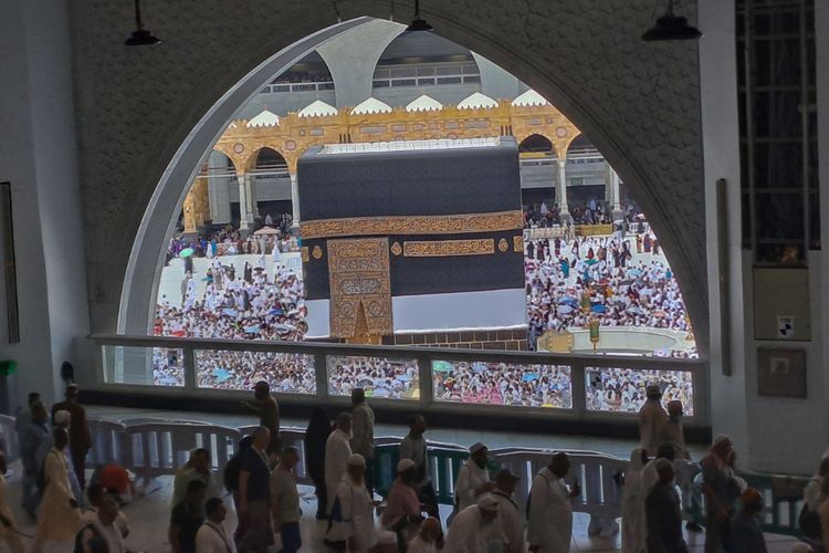 Muslim Palestina Dapat 1.000 Kuota Haji Gratis dari Raja Salman