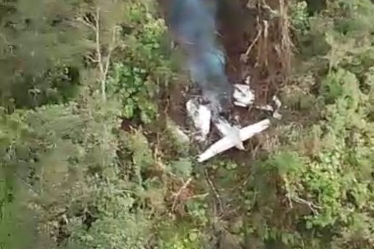 Pesawat SAM Air yang Jatuh di Papua Ditemukan Hangus, Semua Penumpang dan Kru Tewas
