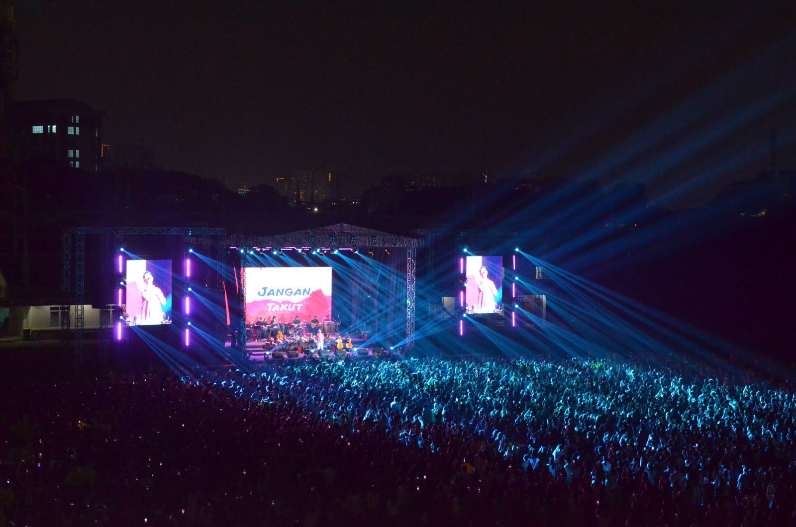 Closing Celebration UPH Festival 2024: Penuh Warna, Sambut Tahun Akademik Baru dengan Semangat 
