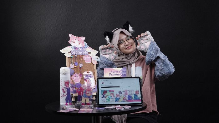 Mahasiswa Undika Surabaya Buat Komik Digital, Terinspirasi dari Orang yang Doyan Belanja
