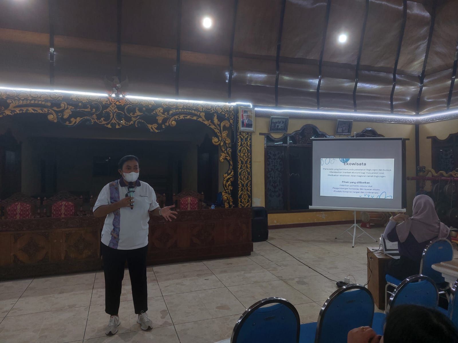 BINUS Malang Gelar Pelatihan Kewirausahaan Berbasis Eco Tourism di Desa Wonokitri