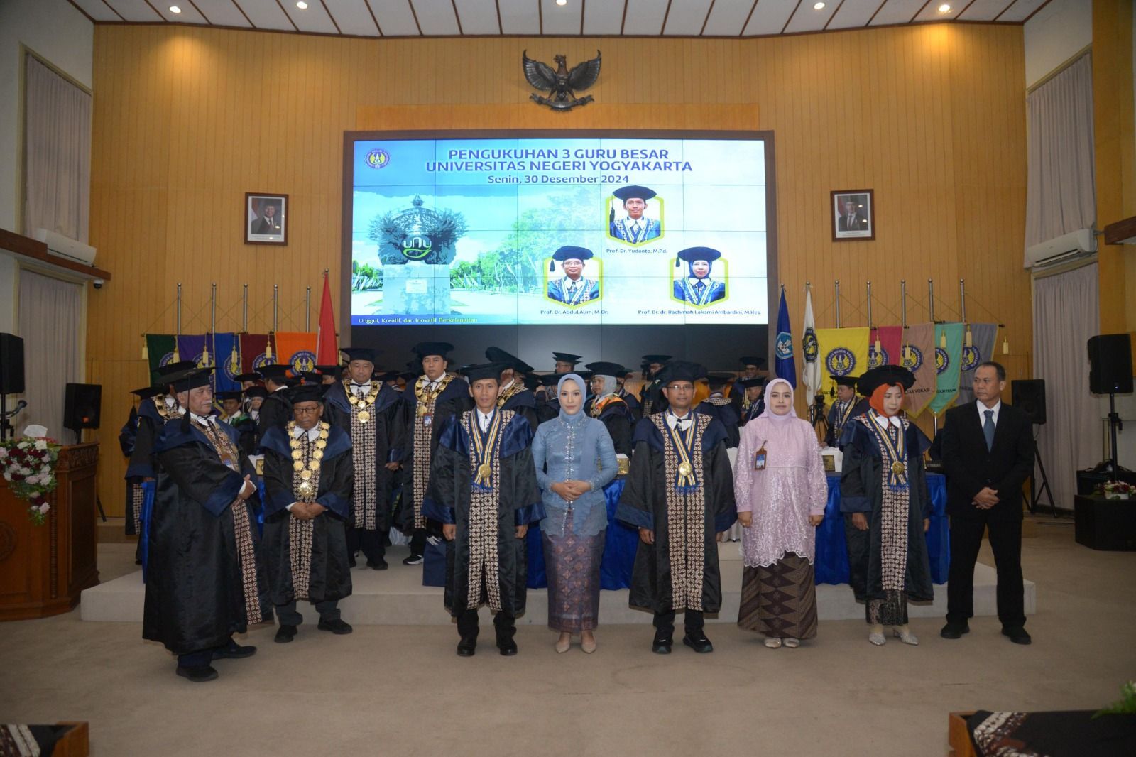 Tutup Akhir Tahun 2024, UNY Kukuhkan Enam Guru Besar Baru