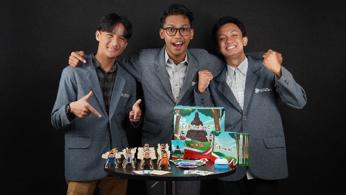 3 Mahasiswa DKV Universitas Dinamika Ciptakan Board Game Futuristik, Kenalkan Ragam Budaya Indonesia