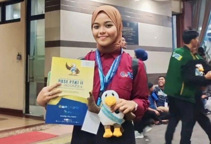 Keren! Gadis Pinrang Berhasil Raih Emas di Ajang Olimpiade Agama 