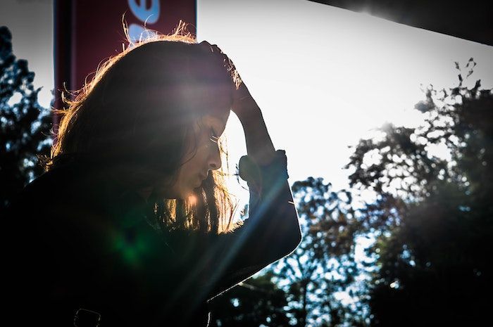 7 Puisi Singkat Tentang Kecewa, Sesakit Itu Tapi Tetap Keren Dibaca