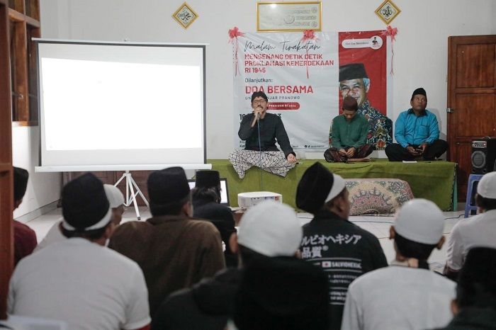 Gus-Gus Nusantara Ganjar Gelar Malam Tirakat Kenang Detik-detik Proklamasi