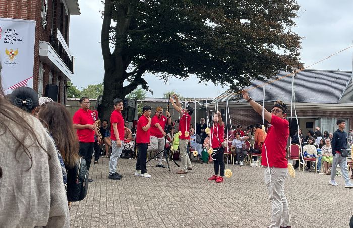 Meriahnya Perayaan HUT RI di KBRI Brussels Belgia, Ada Lomba Makan Kerupuk Juga
