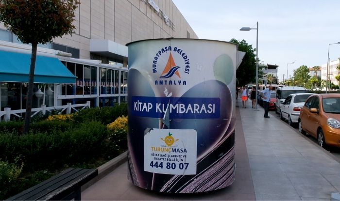 Ada Celengan Sampai Perpustakaan Mini, Ini Cara Orang Turki Bersedekah Buku 