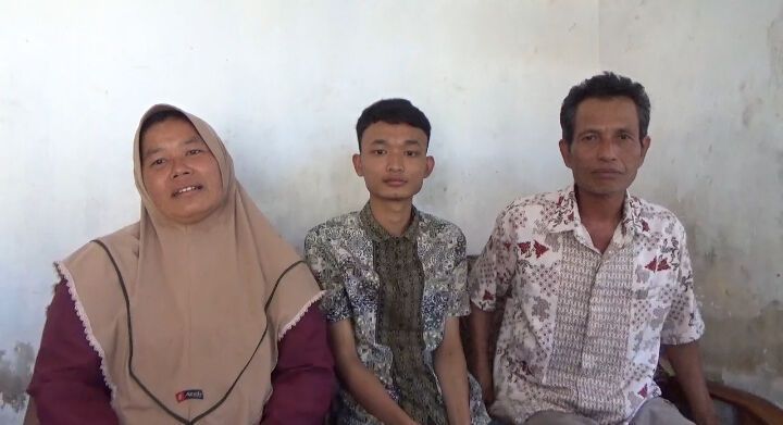 Luar Biasa! Anak Petani di Jember Dapat Beasiswa Kuliah Kedokteran di Cina, Begini Kisahnya
