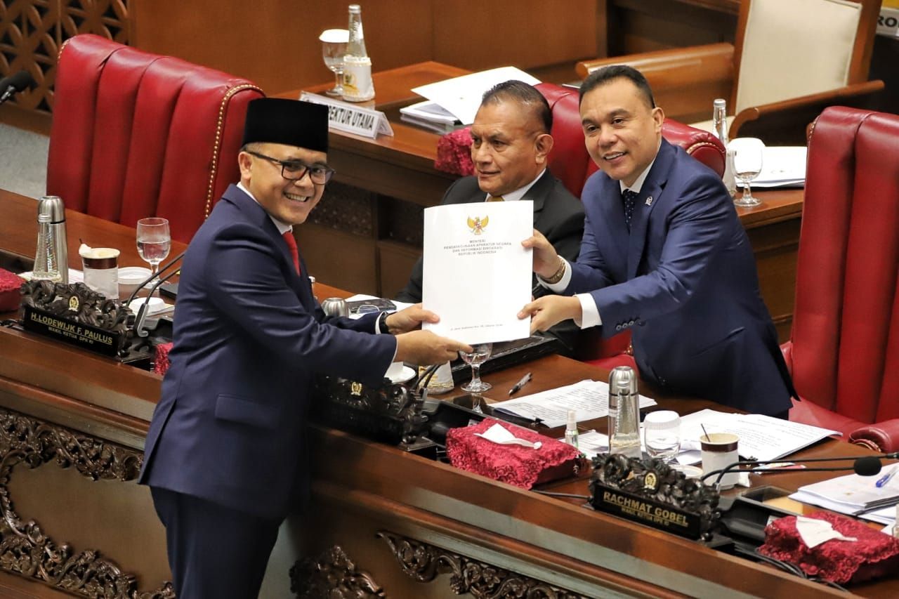 RUU ASN Disahkan! 2,3 Juta Honorer Aman dari PHK Masal