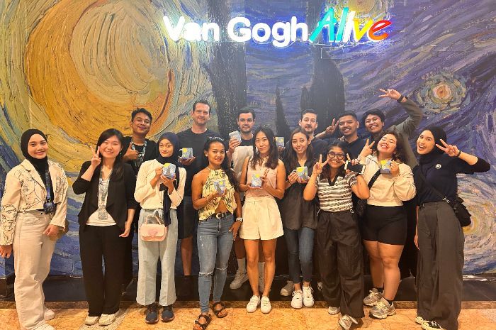 Kolaborasi Van Gogh Alive Jakarta dengan Bartega Studio Beri Pengalaman Penuh Seni dalam Melukis Karya Ikonik