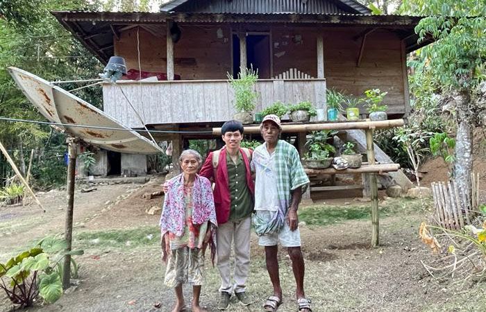Salut! Mahasiswa UKI Toraja yang Kerja di Toko Bangunan Raih IPK Tertinggi, Kalahkan 1.168 Wisudawan