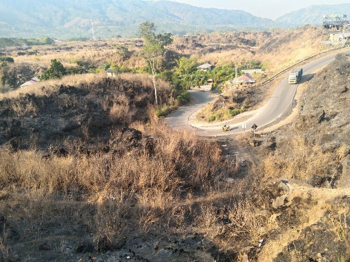 Belasan Ribu Warga di Bondowoso Ini Ternyata Tinggal di 'Perut' Gunung Berapi Purba, Kok Bisa?