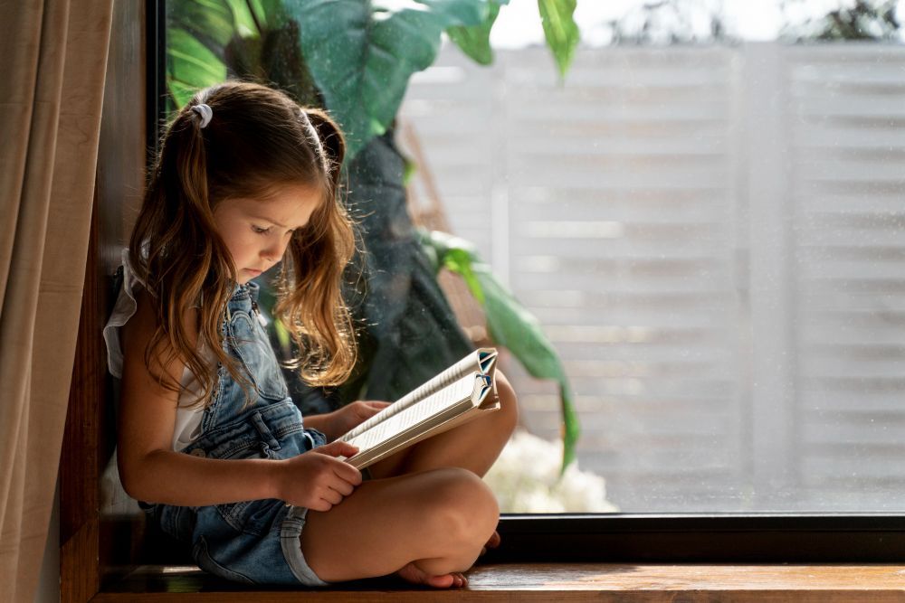 5 Cerpen Bahasa Inggris untuk Belajar Anak, Mudah Dipahami!