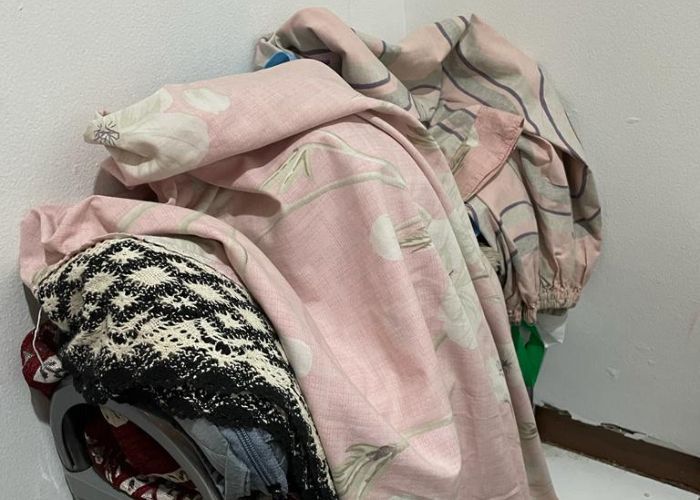 Teka-teki Mukena di Masjid Kampus Sering Berantakan, Malas Melipat atau...