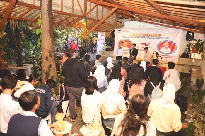 Alam Ganjar Bagikan Informasi Seputar Dunia Perkuliahan Kepada Pelajar di Bandung