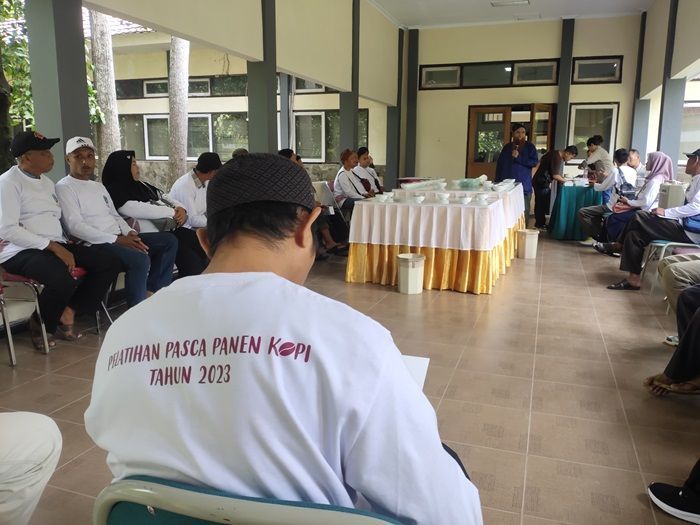 Sebanyak 225 Petani Kopi Dapat Pelatihan Olah Kopi, Agar Tidak Selalu Dimonopoli Tengkulak