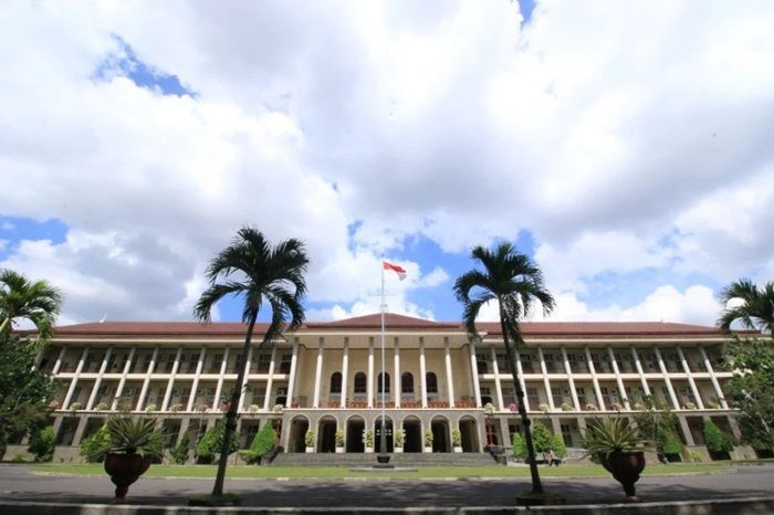 UGM Bagi-bagi Sarapan Gratis buat Mahasiswa Selama Ujian Semester
