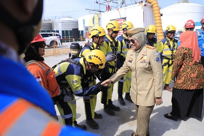 Menaker Canangkan Bulan K3 Nasional 2024 di Smelter Freeport Gresik