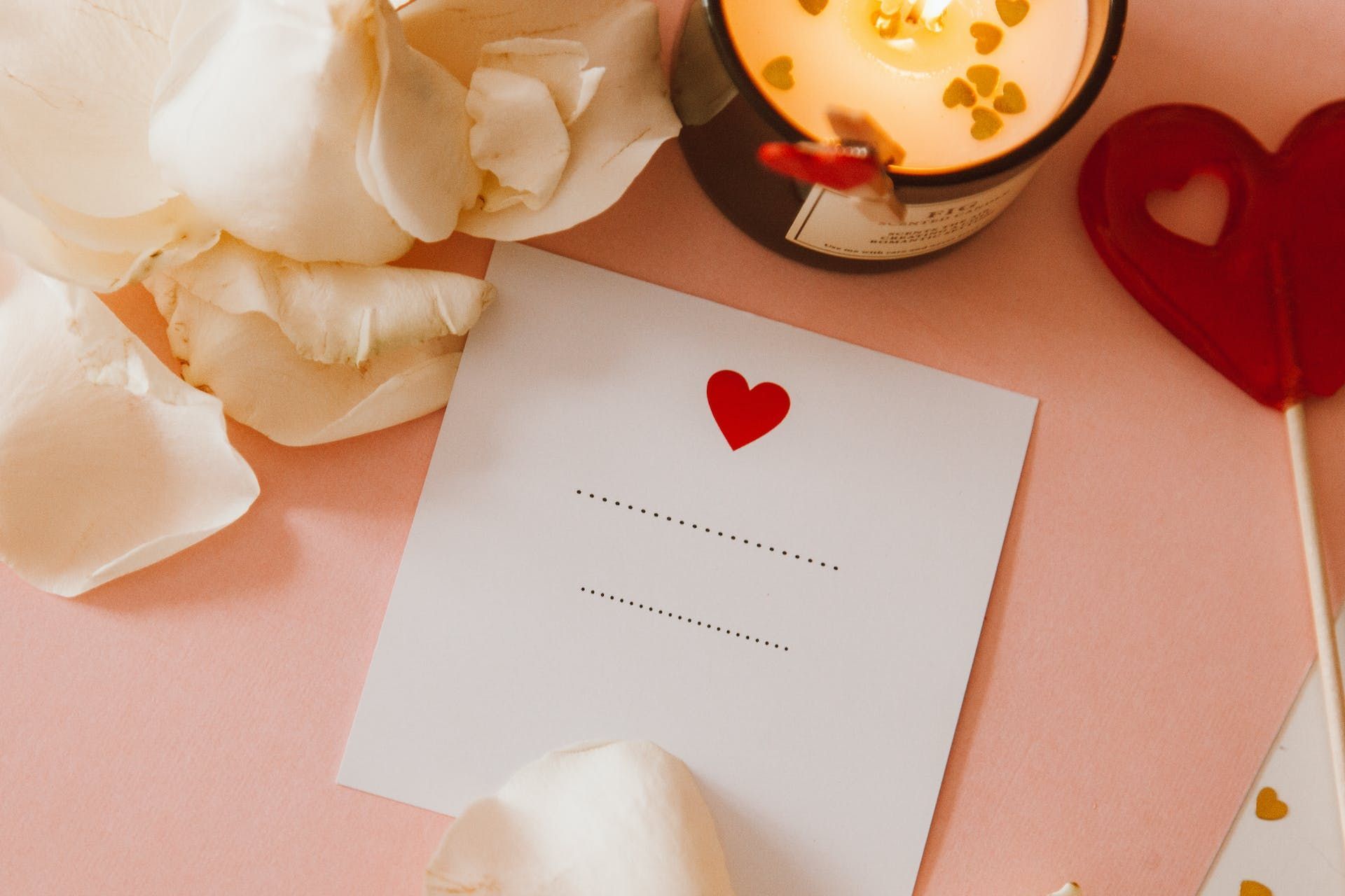 12 Puisi tentang Hari Valentine, Bahasa Inggris dan Indonesia!