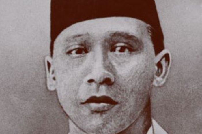 10 Kumpulan Puisi Karya Amir Hamzah yang Terkenal, Singkat!
